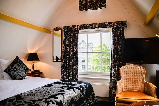 安博萨德酒店主图