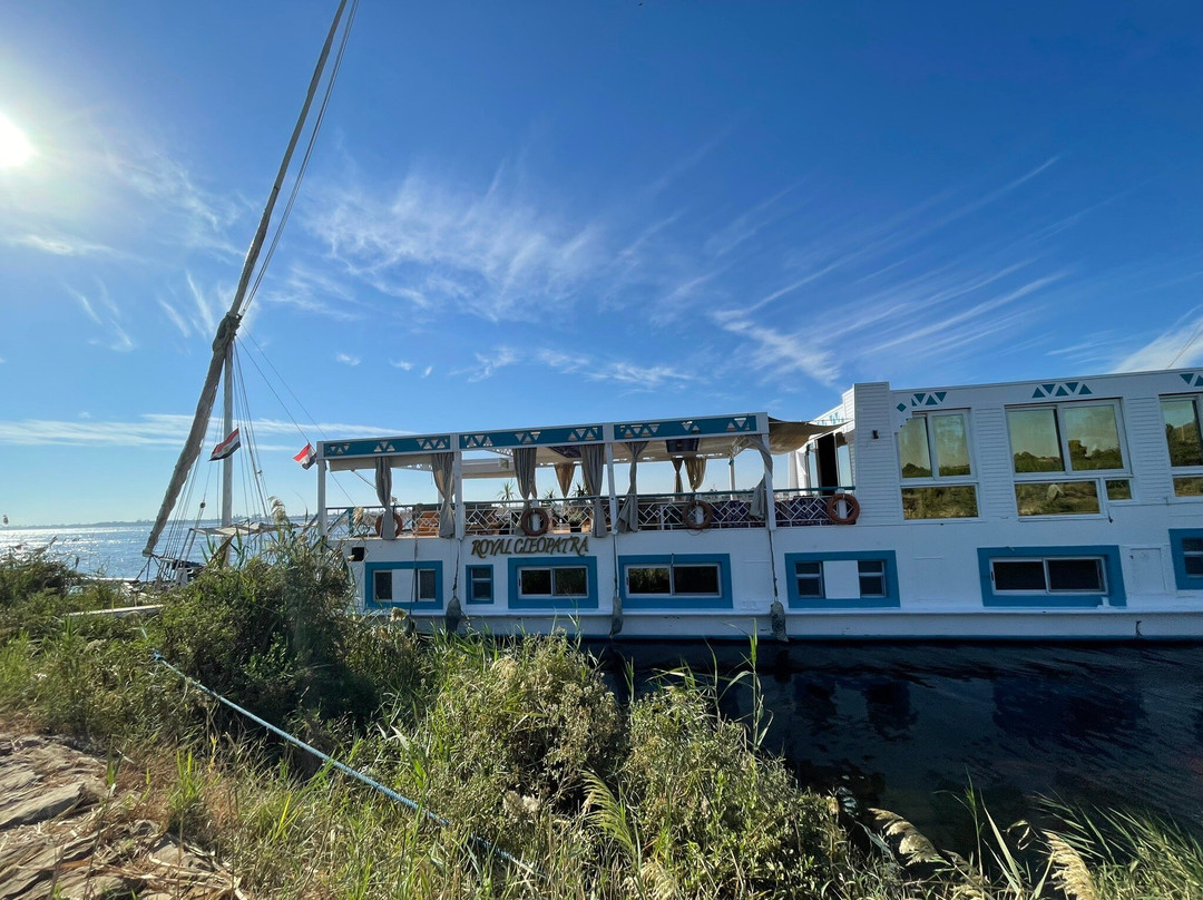 Royal Cleopatra Dahabiya Nile cruise-Esna必去景点