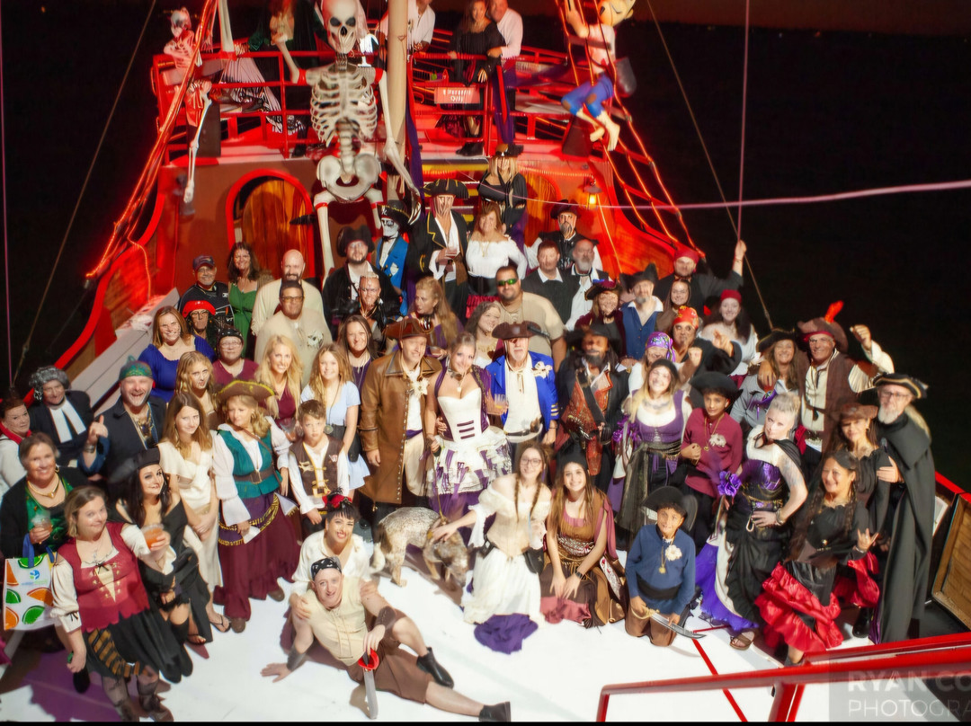 Florida Pirate Cruise-迈尔斯堡海滩必去景点