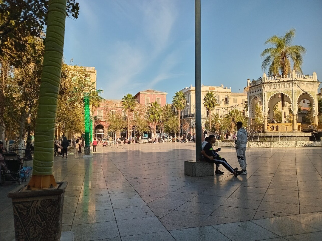 Place du 1er Novembre-卜利达必去景点