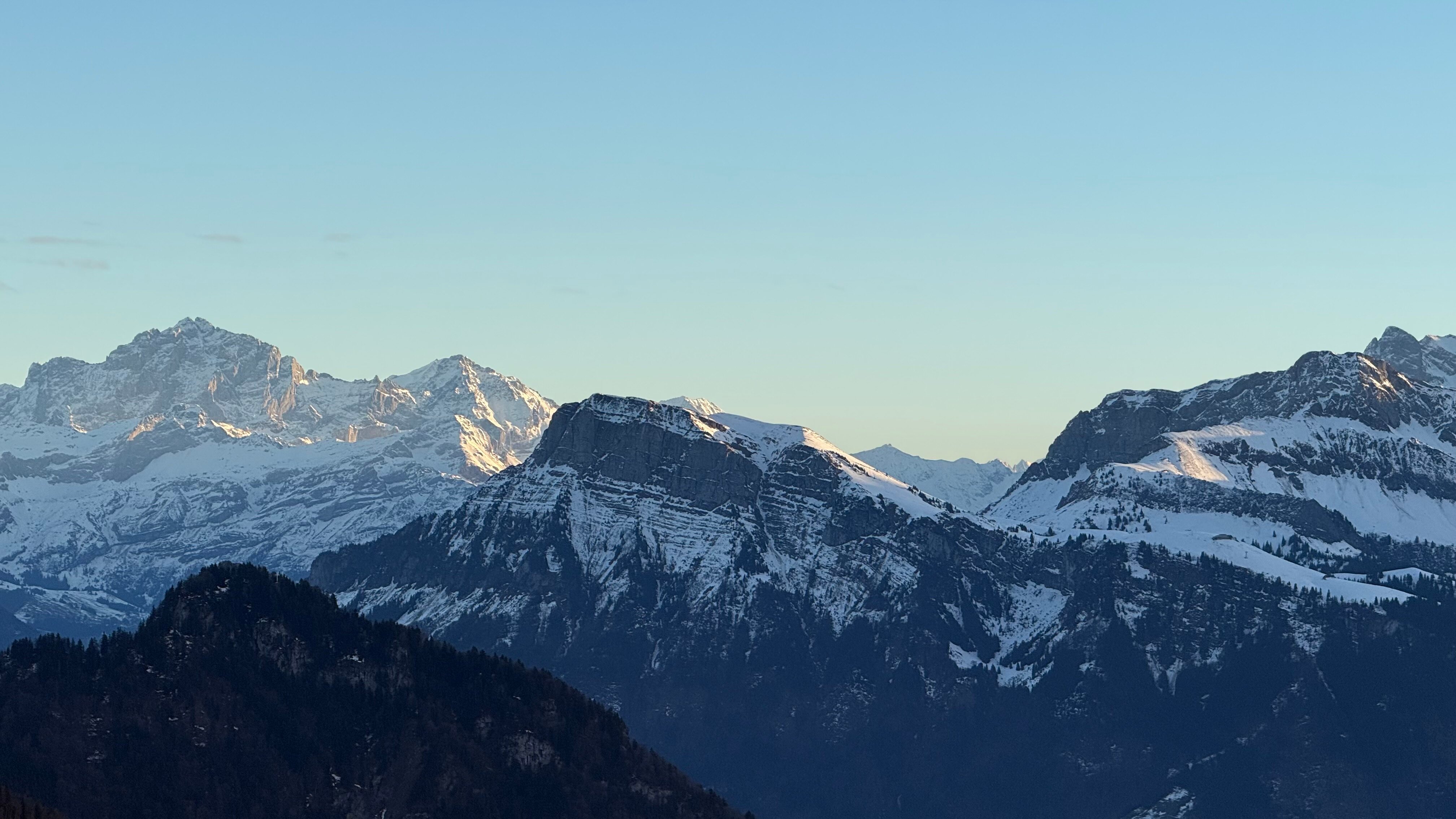 瑞吉卡尔巴德瑞士优质酒店-官方