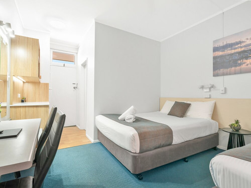 本特利汽车旅馆