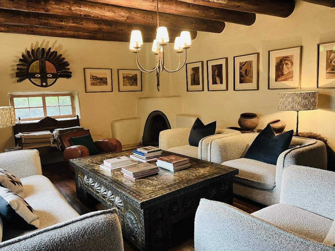 Hacienda del Sol主图