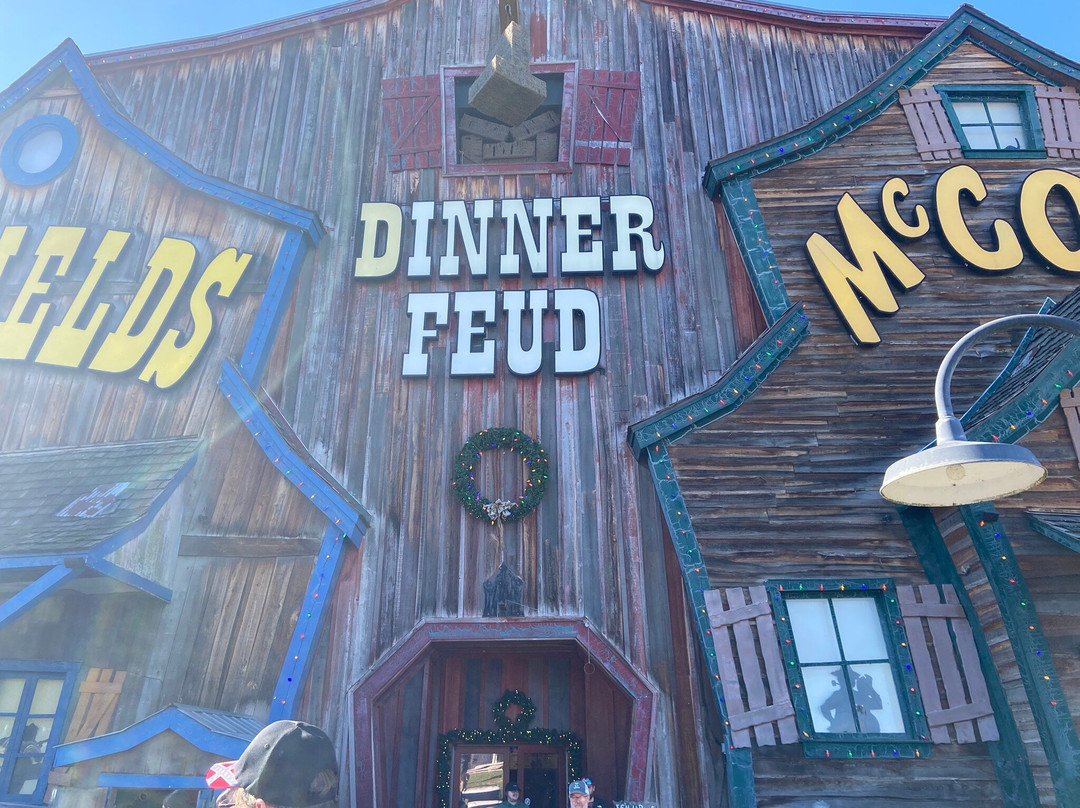 Hatfield & McCoy Dinner Show-皮金福奇必去景点