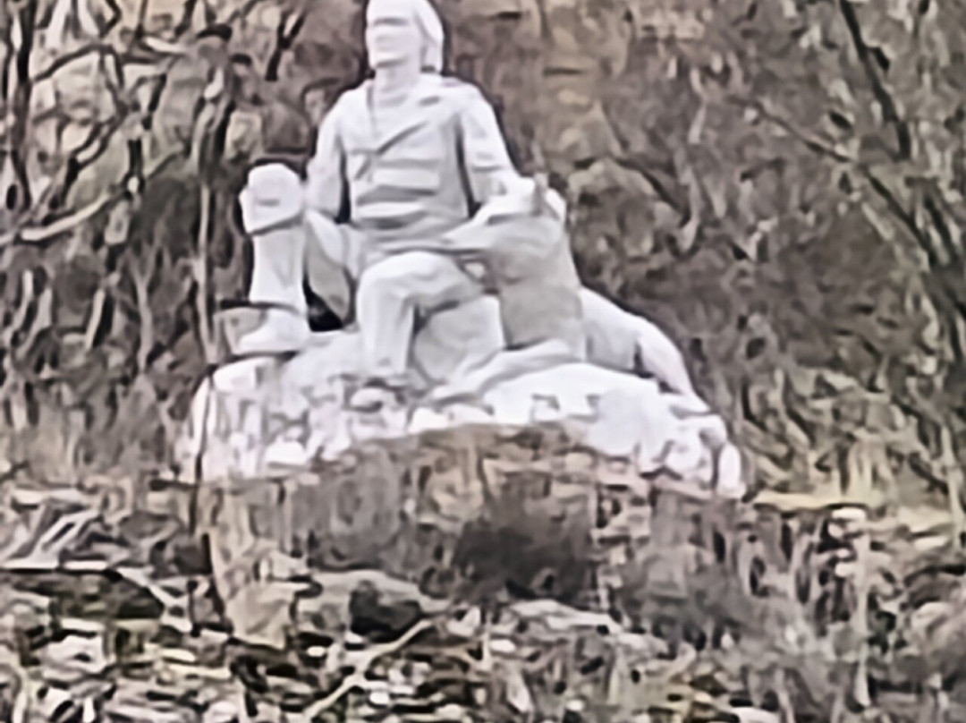 Monumento a Félix Rodríguez de la Fuente