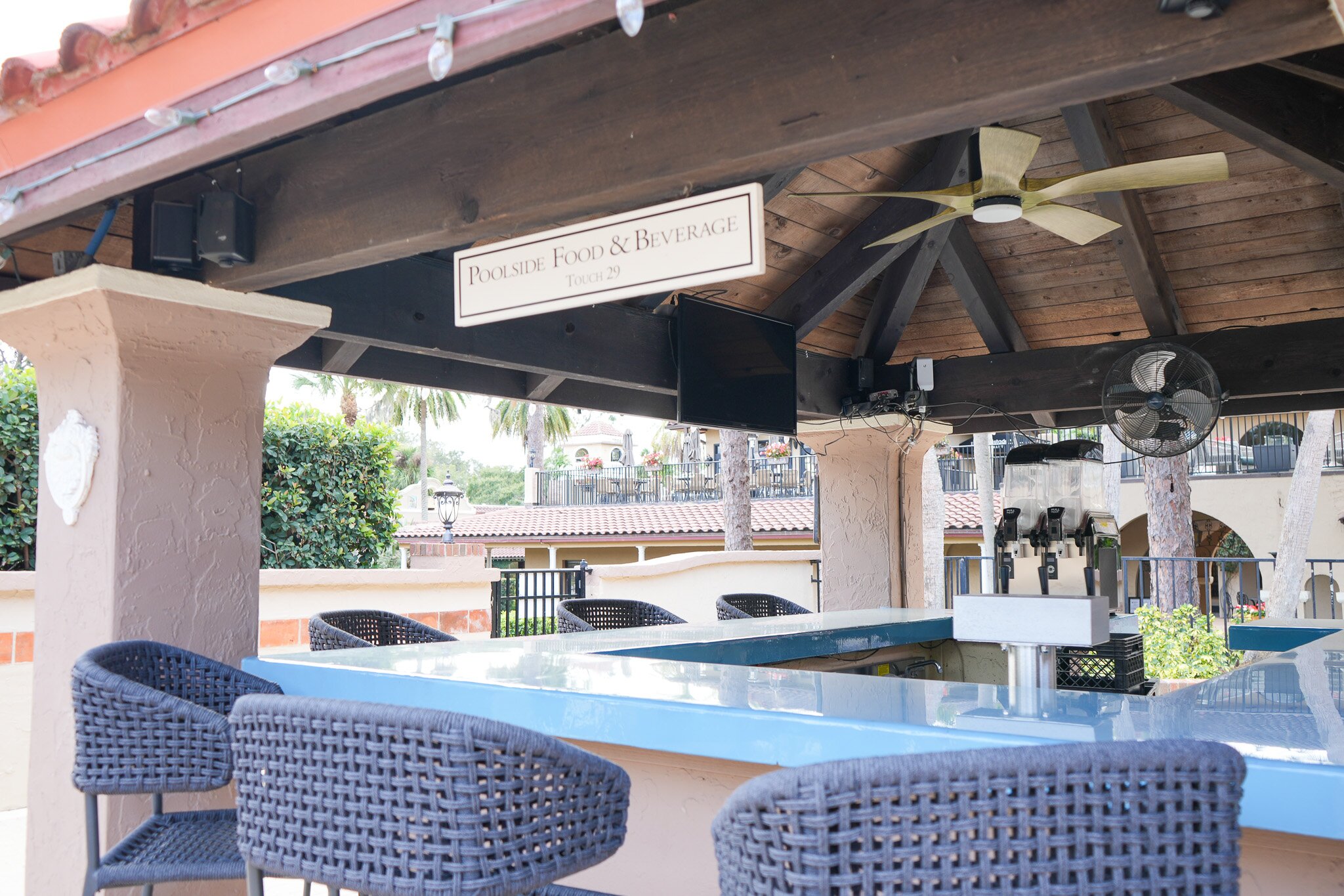 Mission Resort + Club-餐饮