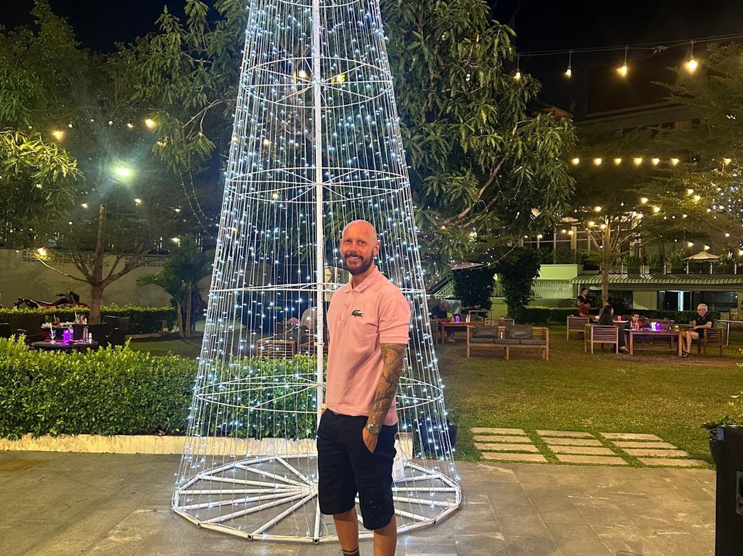 金宝殿酒店主图