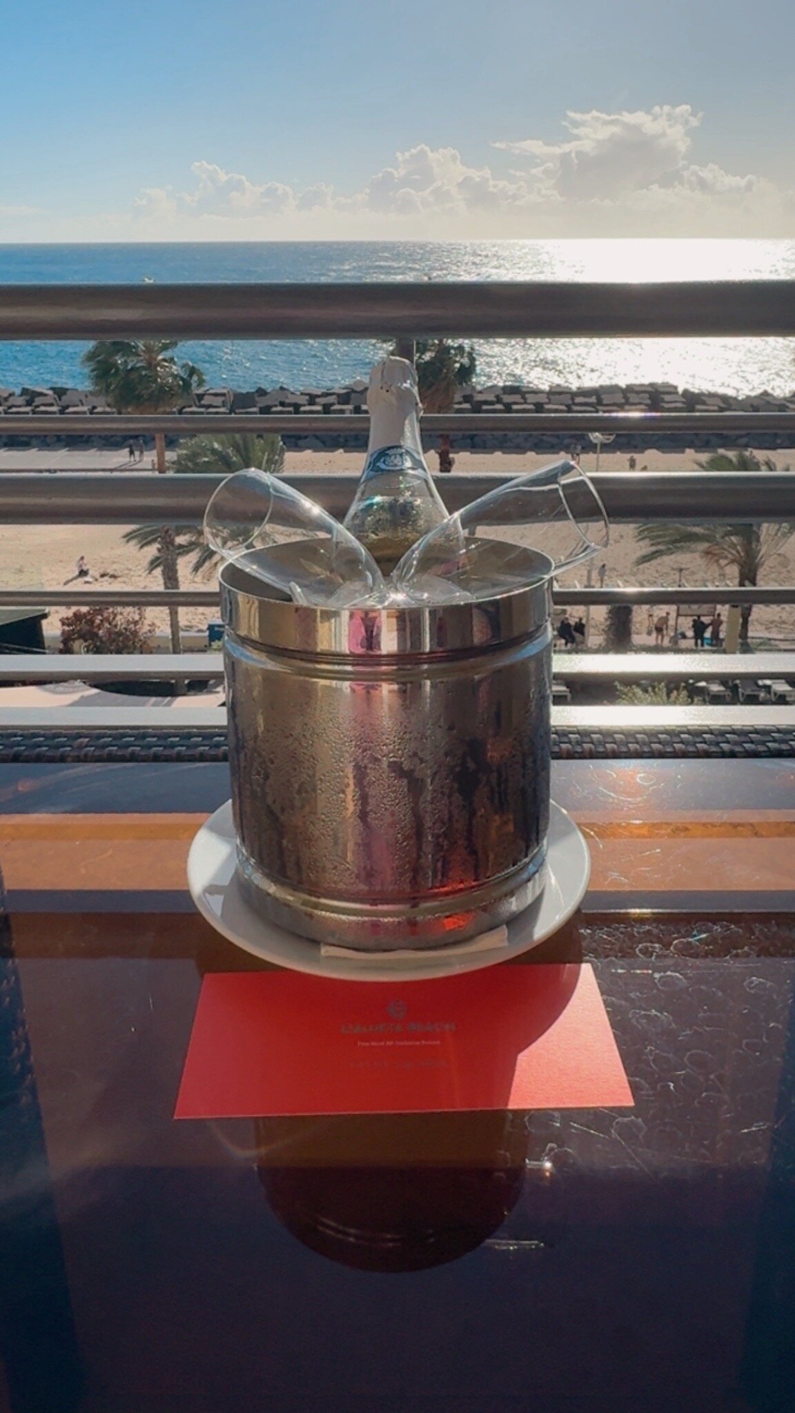 Calheta Beach-官方