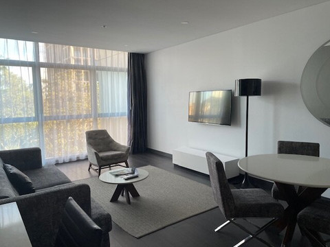 美利通套房酒店-车士活主图