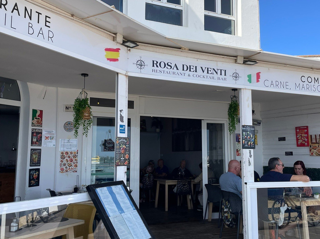 Puerto de Corralejo-科拉雷侯必去景点