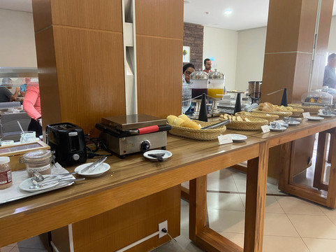 国家酒店因恩库亚巴主图