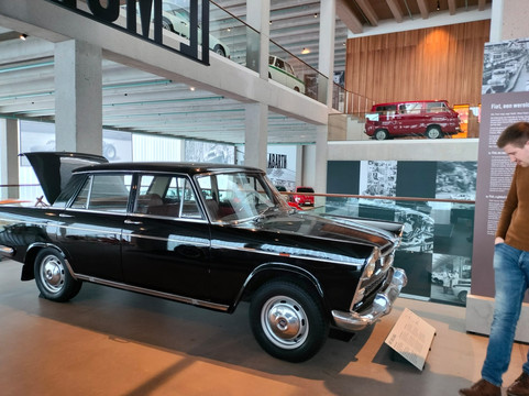 Squadra Abarth-Lier必去景点