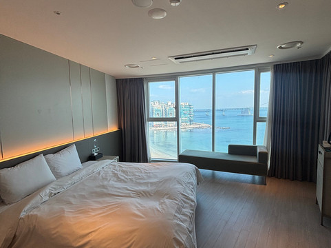 水上皇宫大酒店主图