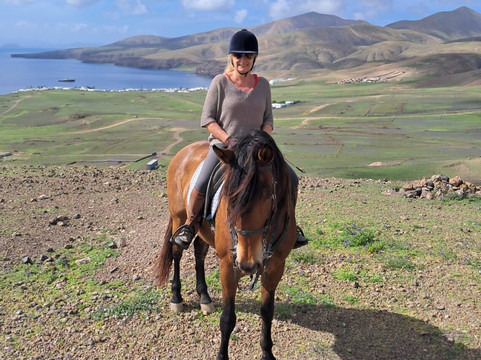 Lanzarote a Caballo-兰萨罗特必去景点