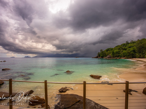 安塞索雷尔海滩寻宝人自炊式酒店主图