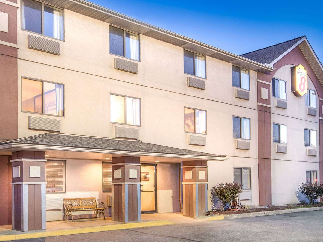 西弗吉尼亚惠灵温德姆速8酒店