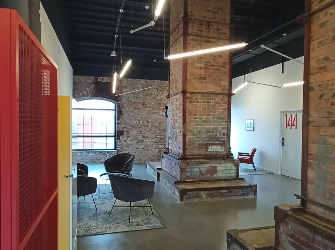 库克罗尼亚-兹宁酒店主图