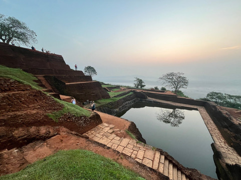 Sri Lankan Safest Driver-Padukka必去景点