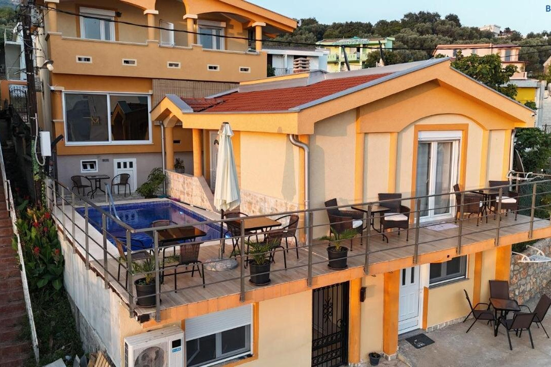 Apartmani Carovac