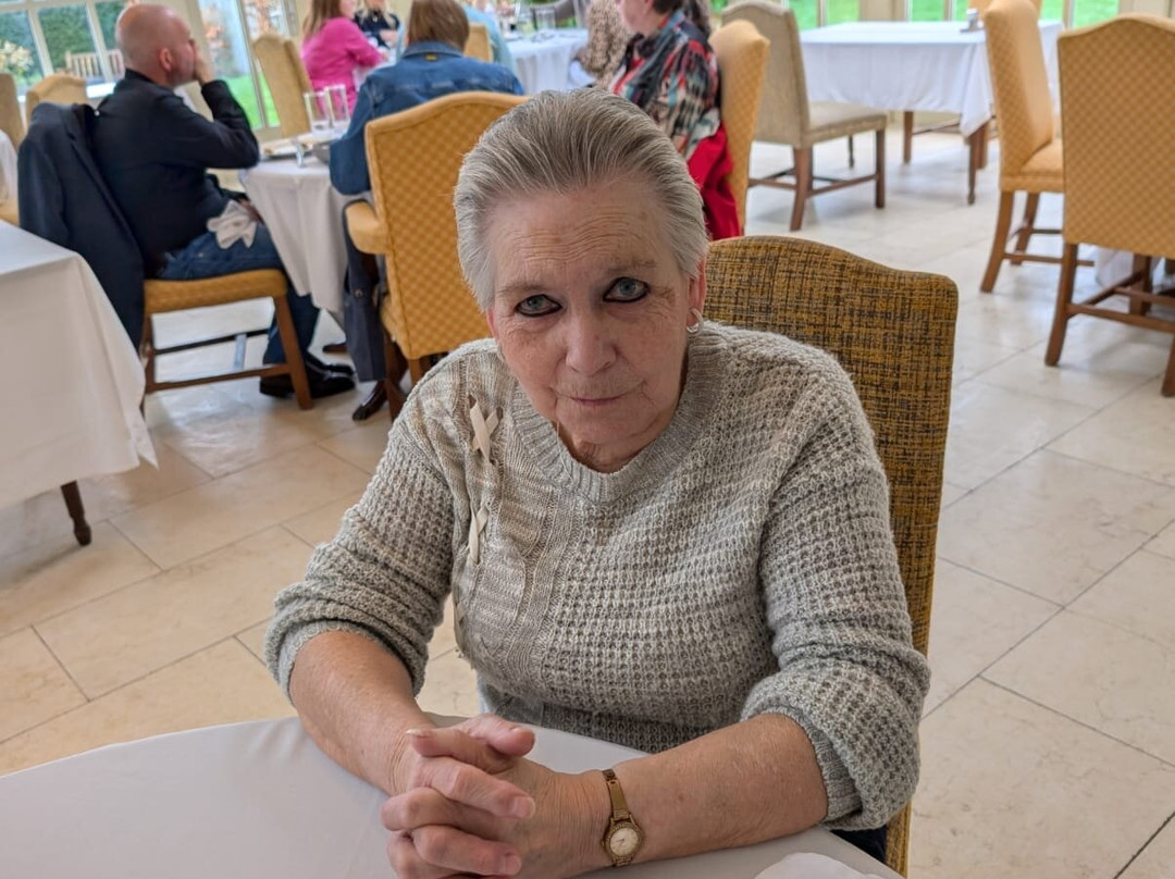 带客房的老教堂餐厅主图