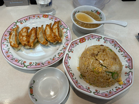 餃子の王将 喜多見駅前店主图