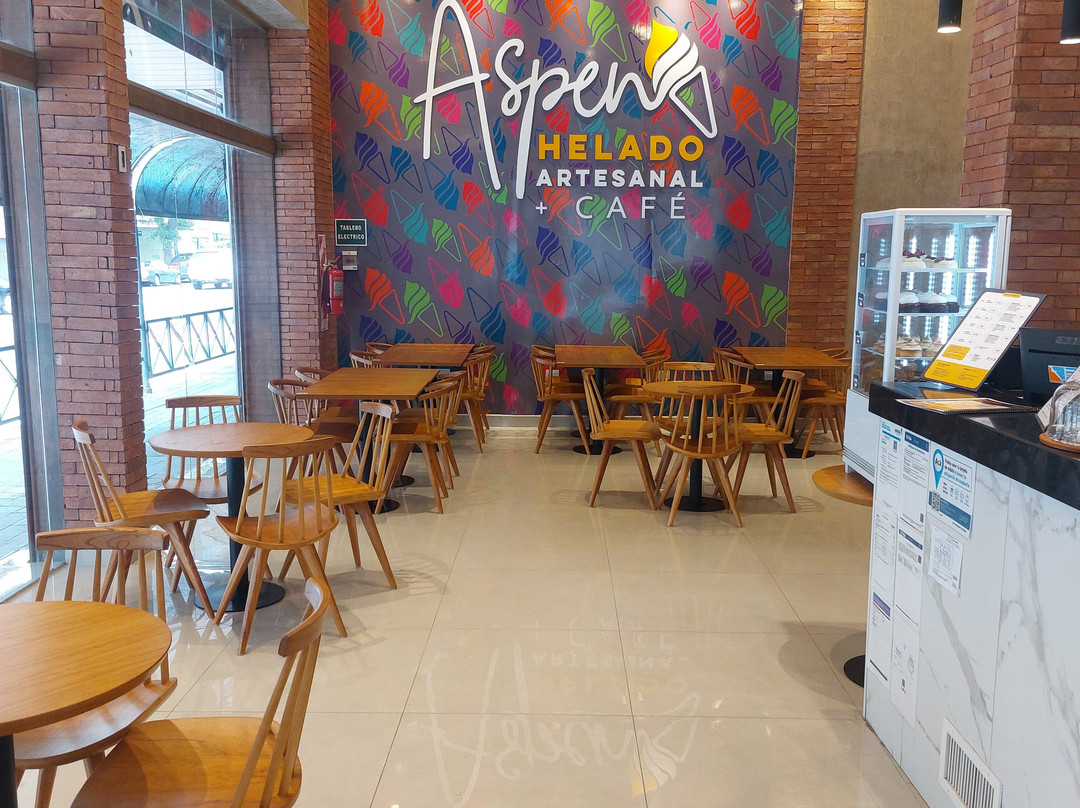 Aspen Heladería Artesanal y Café (Colón)