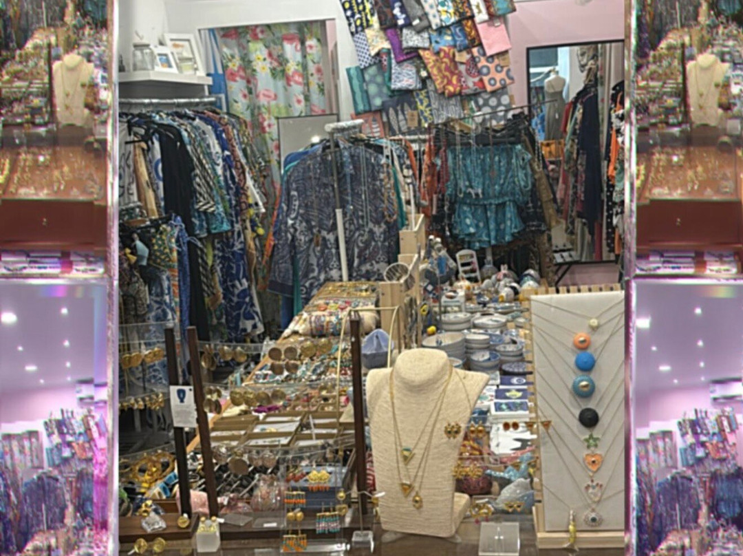 Pink Flamingo Concept Store-Myrina必去景点