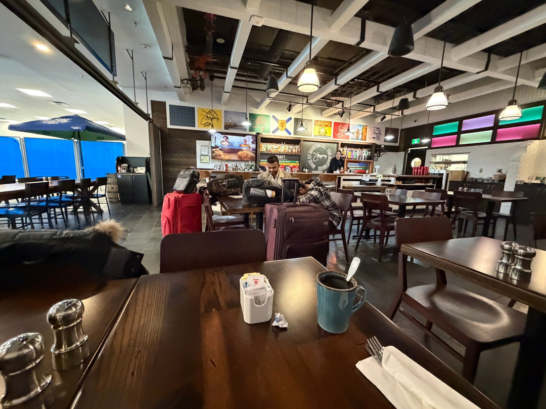 Fine Company Gastropub主图