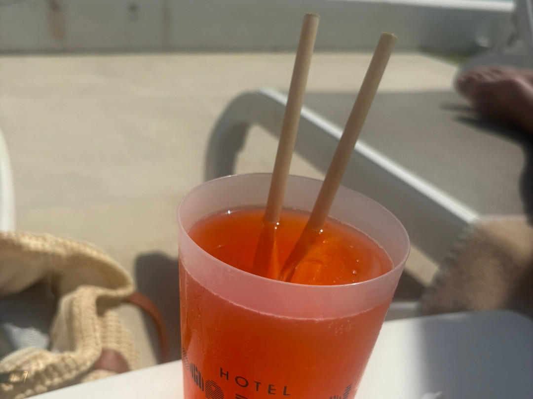 卡普内格雷特酒店主图