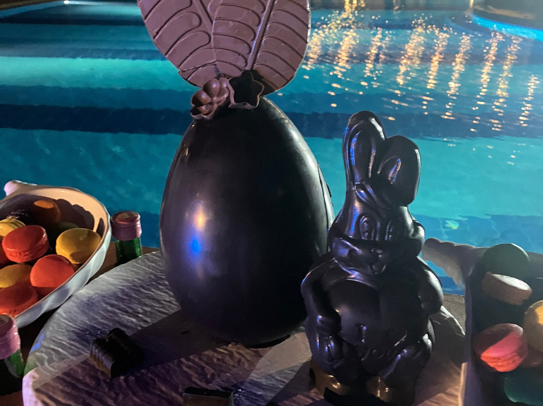 途易蔚蓝魔幻生活酒店主图