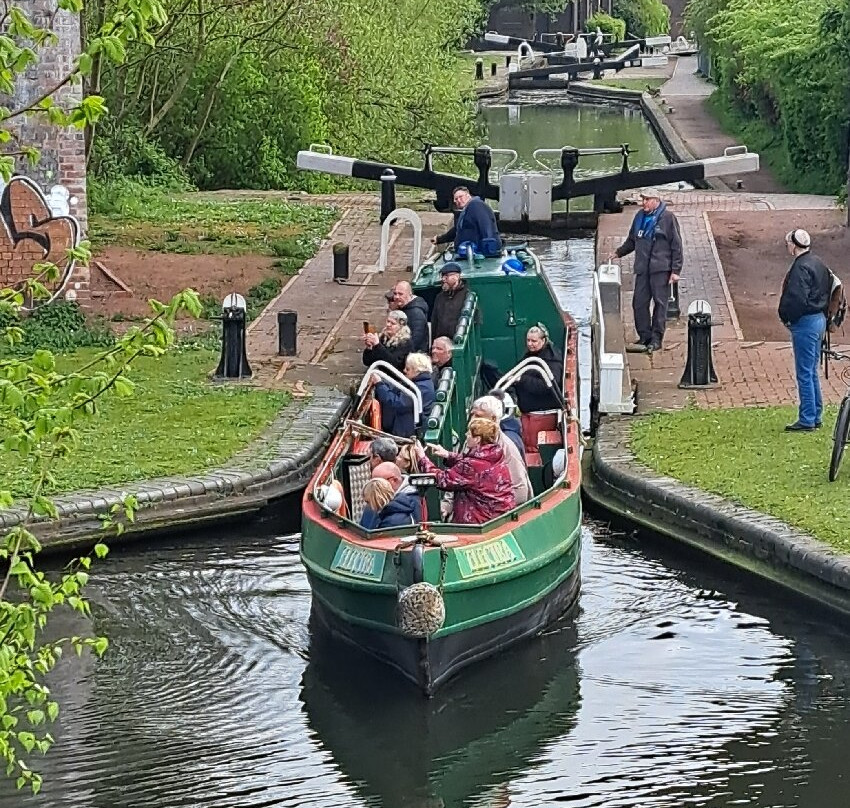 Dudley Canal & Caverns-Dudley必去景点