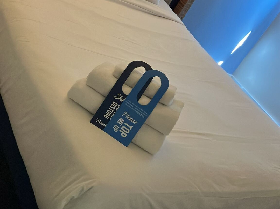 滨海克拉克顿中心旅屋酒店主图
