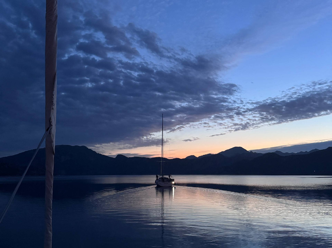 Navigare Yachting-马尔马里斯必去景点