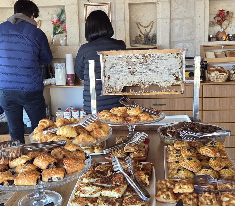 扎拉洞穴酒店+10限成人主图