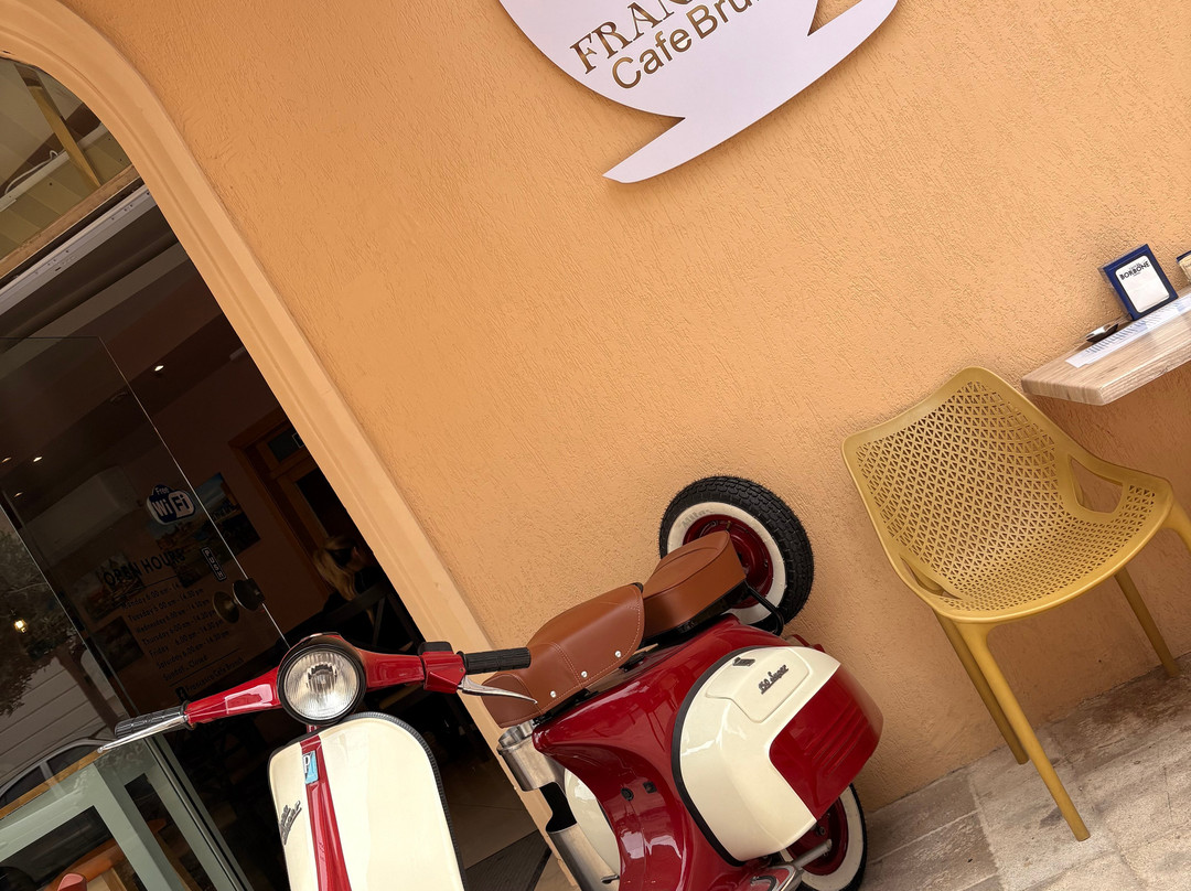 Francesca Cafe Brunch