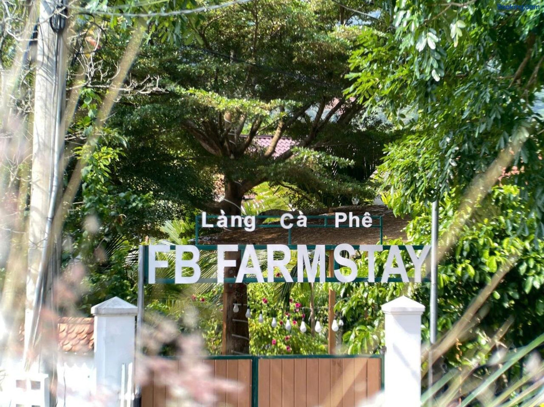 FB Farmstay - Vuon An Lanh Ben Suoi