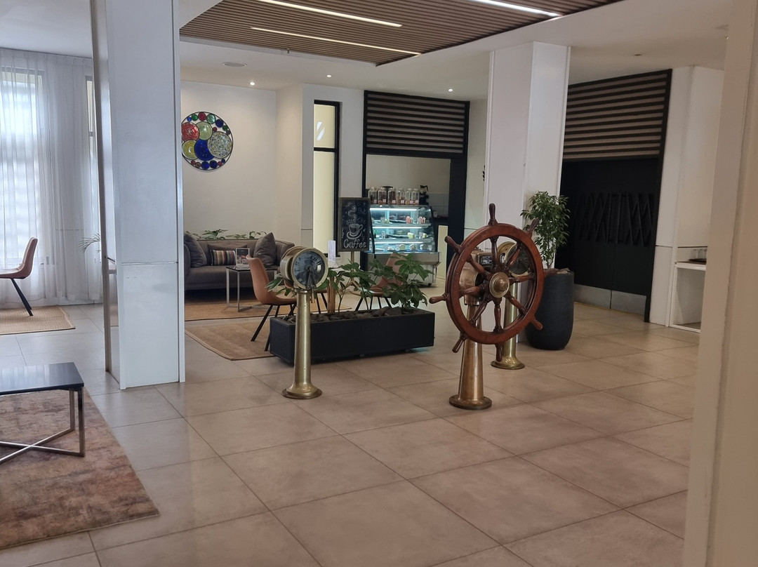 帝国酒店主图