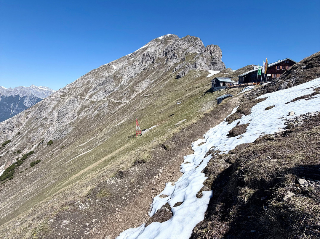 Bergwanderführer Tirol-洛伊塔戌必去景点