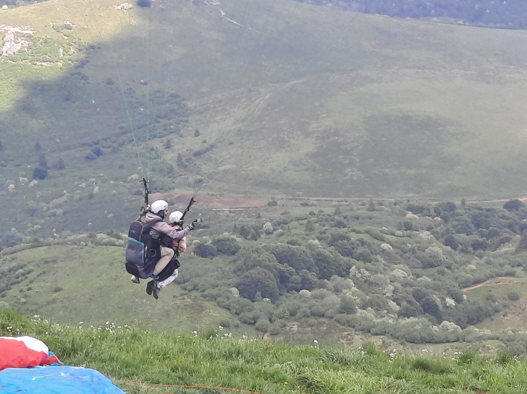 Absolu Parapente-Orcines必去景点