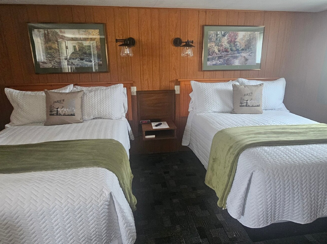 Jake's Corner Motel
