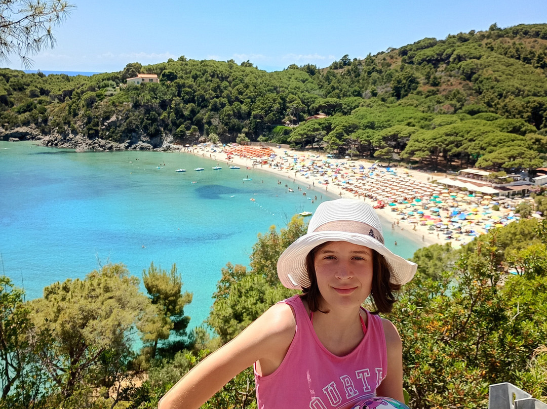Spiaggia di Cavoli-Seccheto必去景点