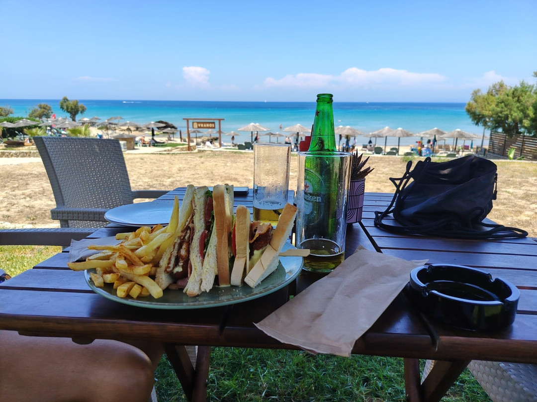 Vrahos Beach-瓦西里科斯必去景点