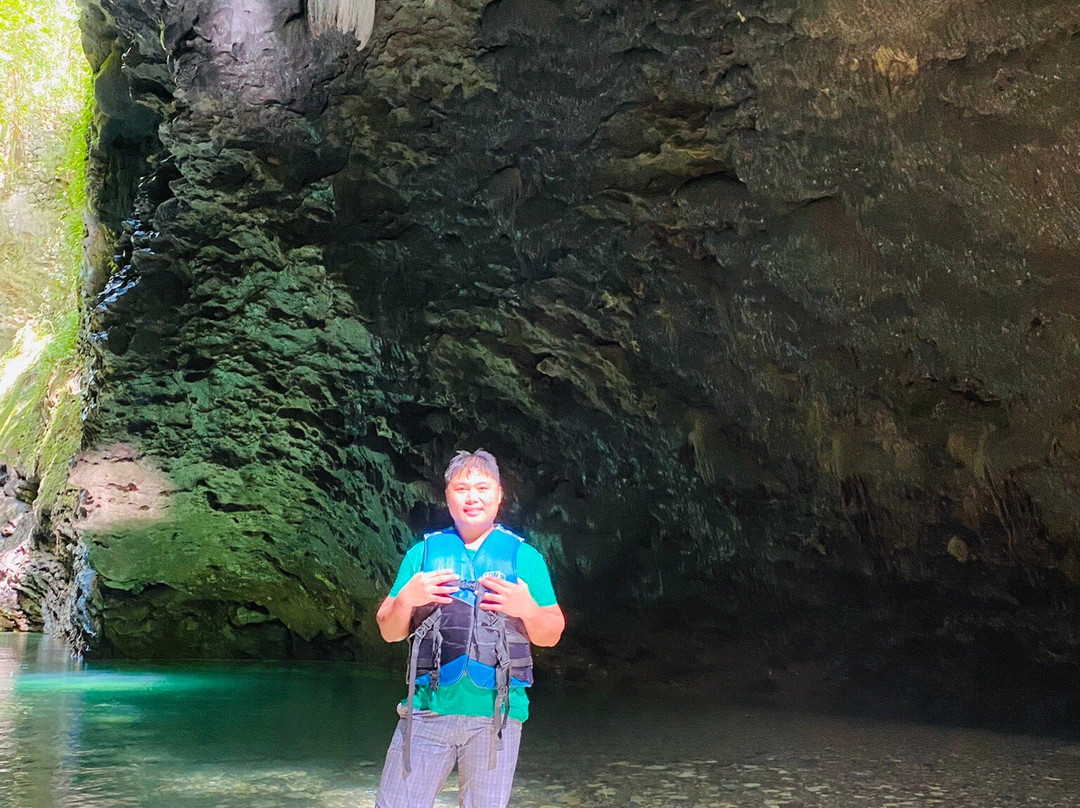 Blue Water Falls and Cave-Baggao必去景点