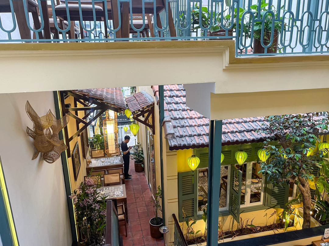 Green Home Dining