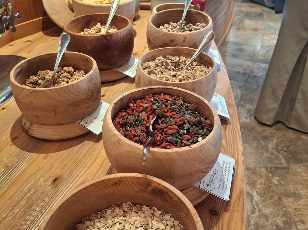 布鲁萨格维塔生态酒店及健身中心主图