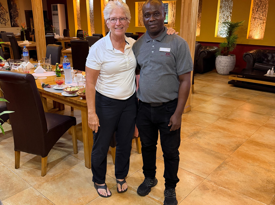 海角酒店主图