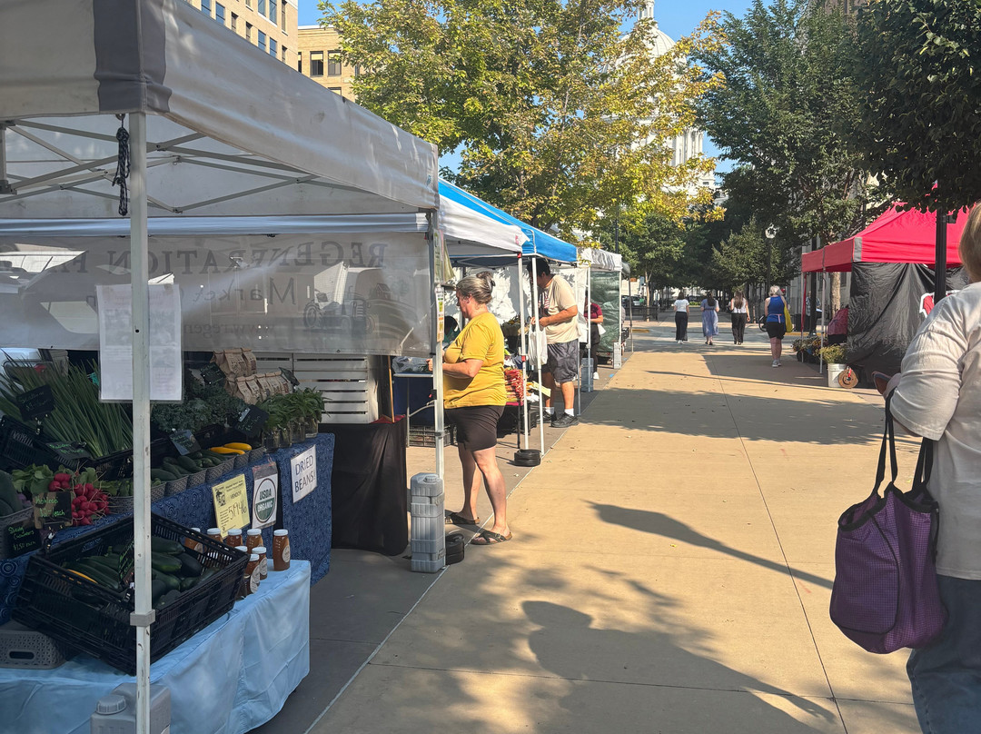 Dane County Farmers' Market-麦迪逊必去景点