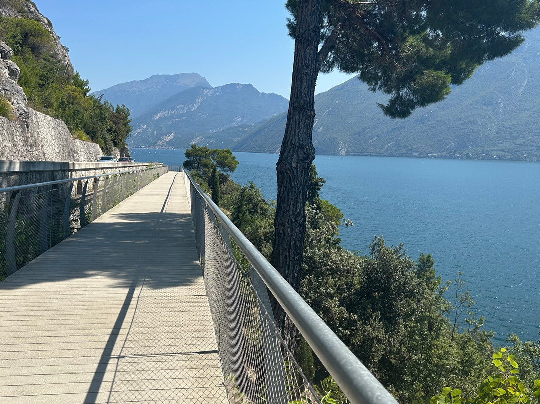 Ciclopista del Garda-利莫内必去景点
