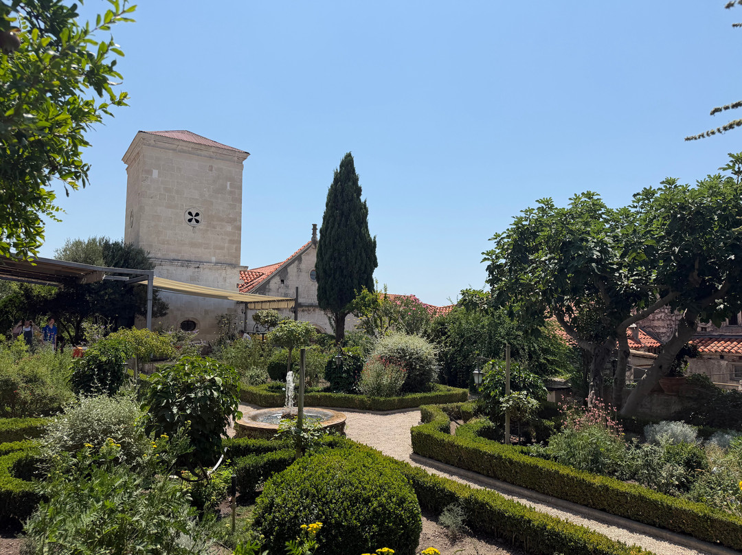 St.Lawrence Church and Monastery-希贝尼克必去景点