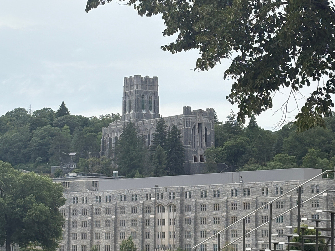 West Point Tours-海兰福尔斯必去景点